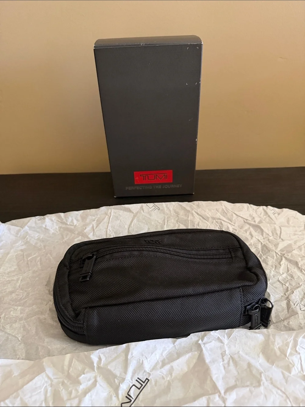 Tumi Black Zip Around Case